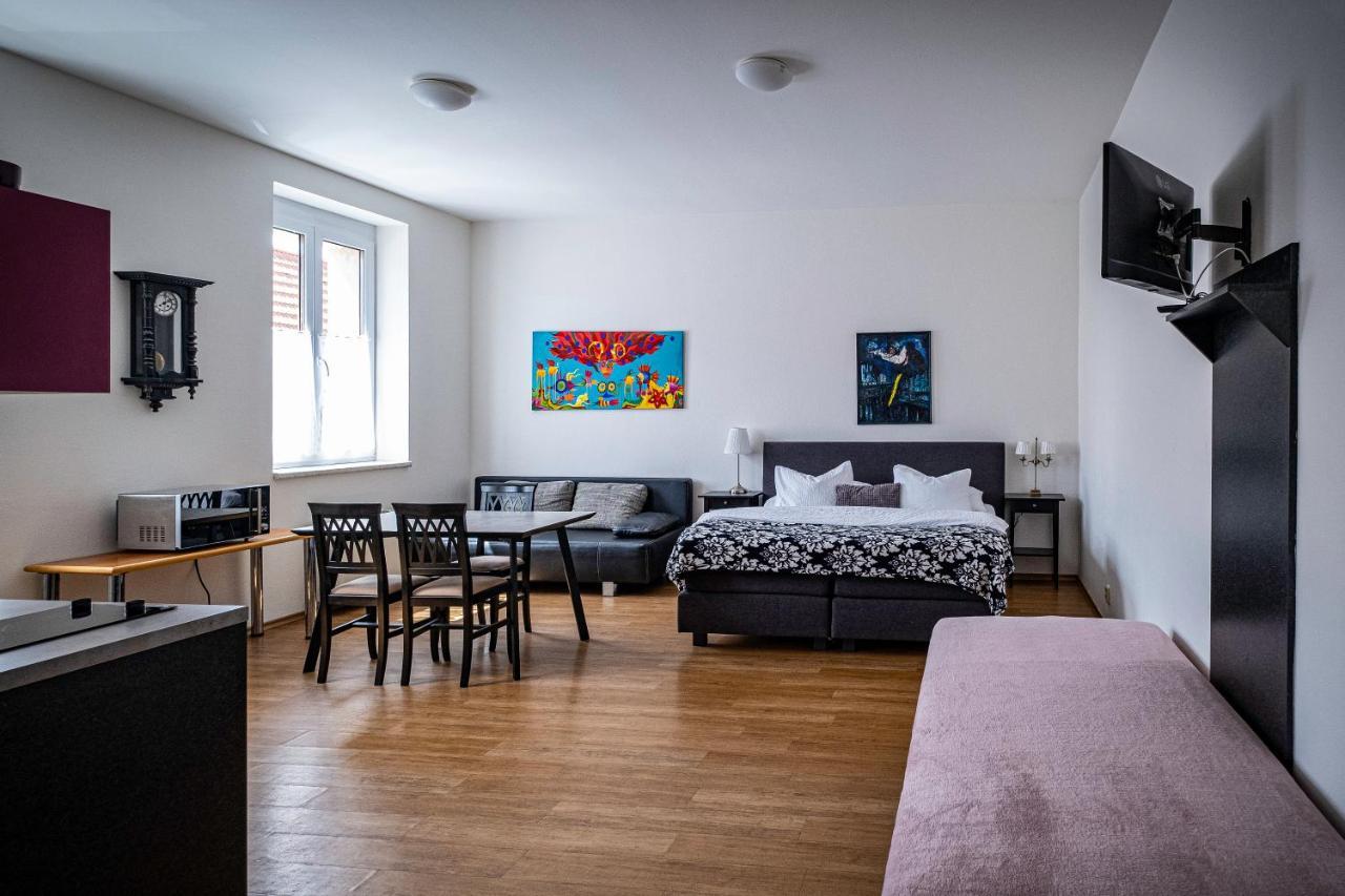 Apartmány Gulliver Mikulov Exterior foto
