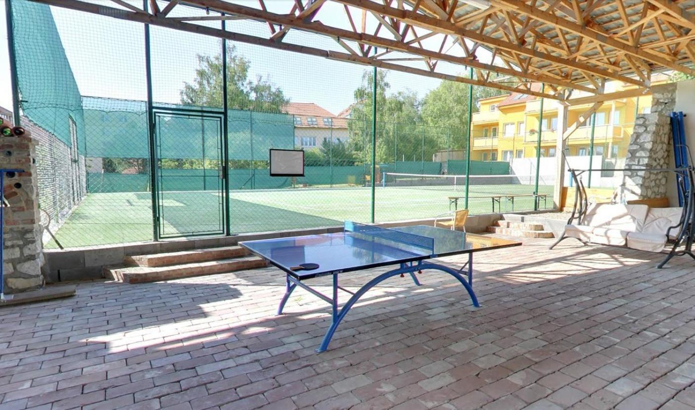Apartmány Gulliver Mikulov Exterior foto